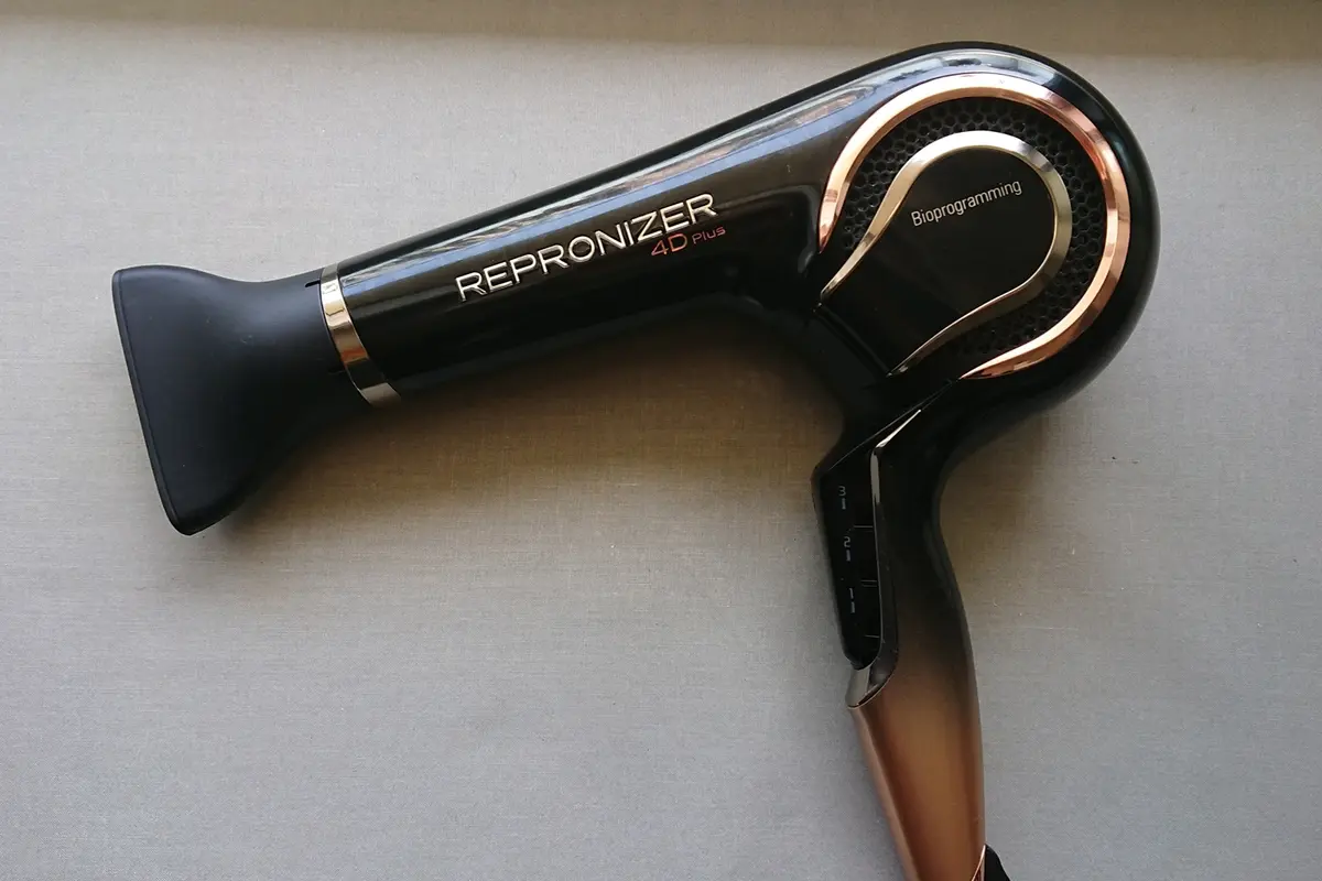 ヘアドライヤー