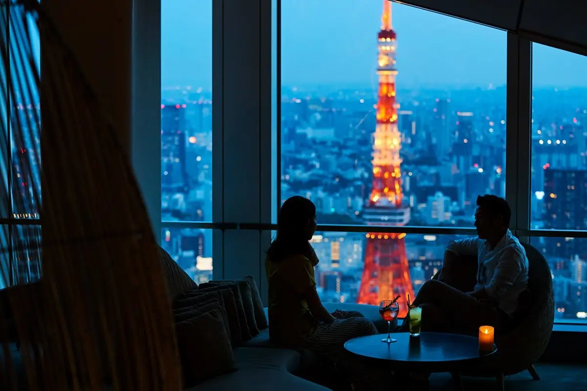 「アンダーズ東京」ルーフトップバー