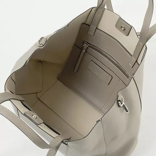 大人を一番素敵に見せる最愛カラー！ 品よの画像_8