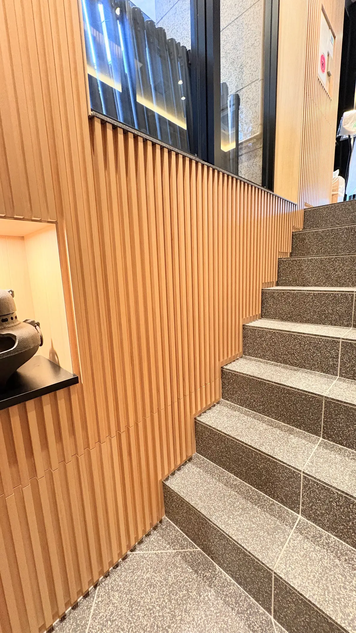 神楽坂　商店街　神楽坂商店街　階段