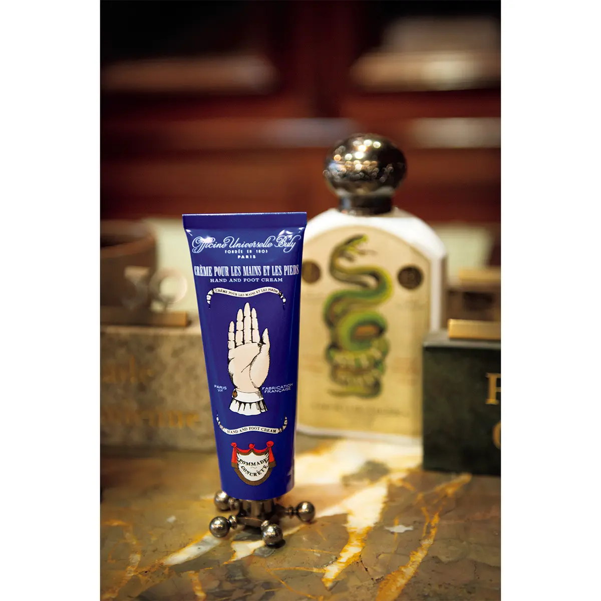 人気のハンドクリームはパッケージも秀逸