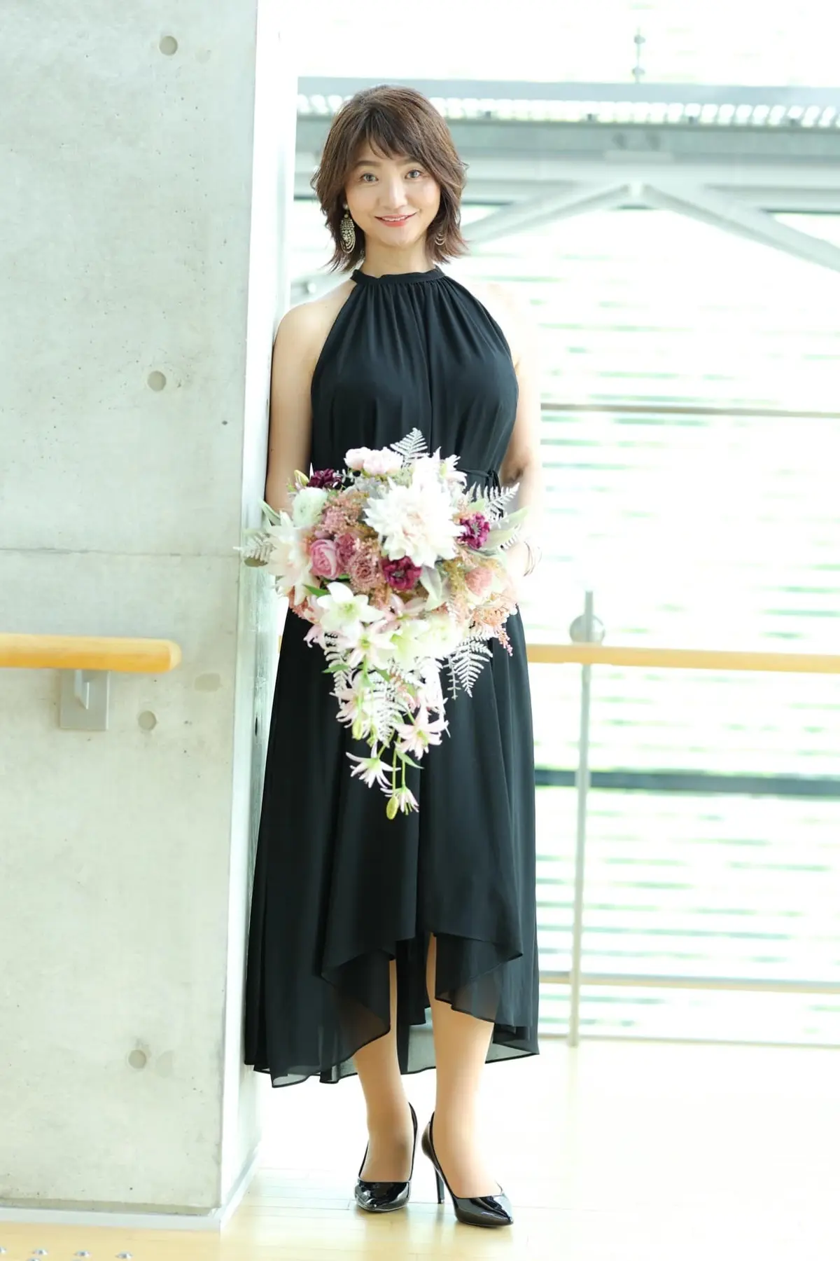 美術館に座っていたら…モデルポーズの指導の画像_1