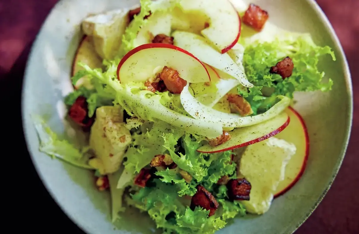 りんごのサラダ