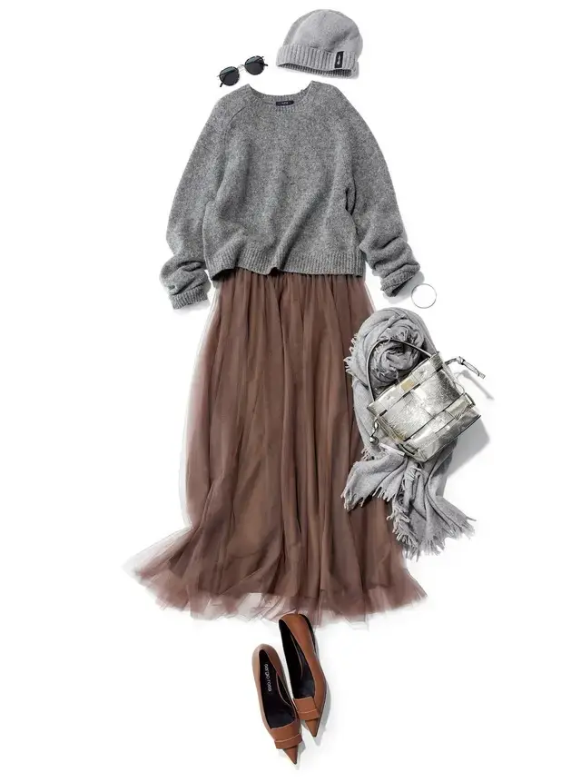 こっくりブラウンを上品&軽やかに見せる「グレー」使いに注目