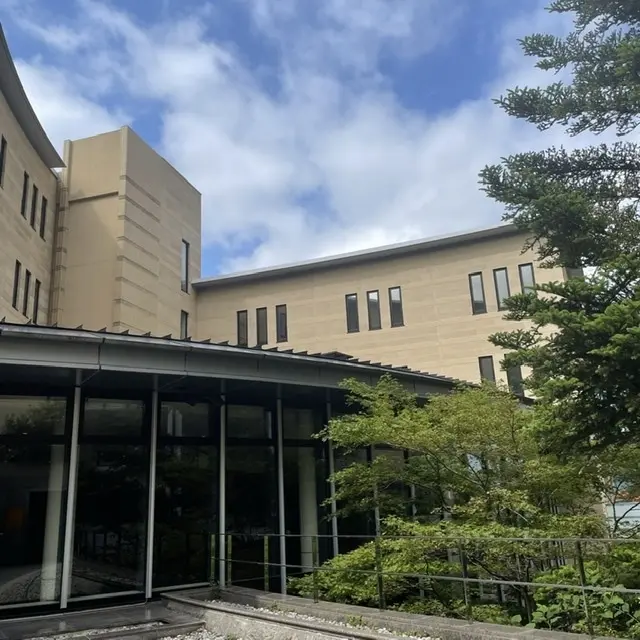 ハイアット リージェンシー 箱根のエントランス