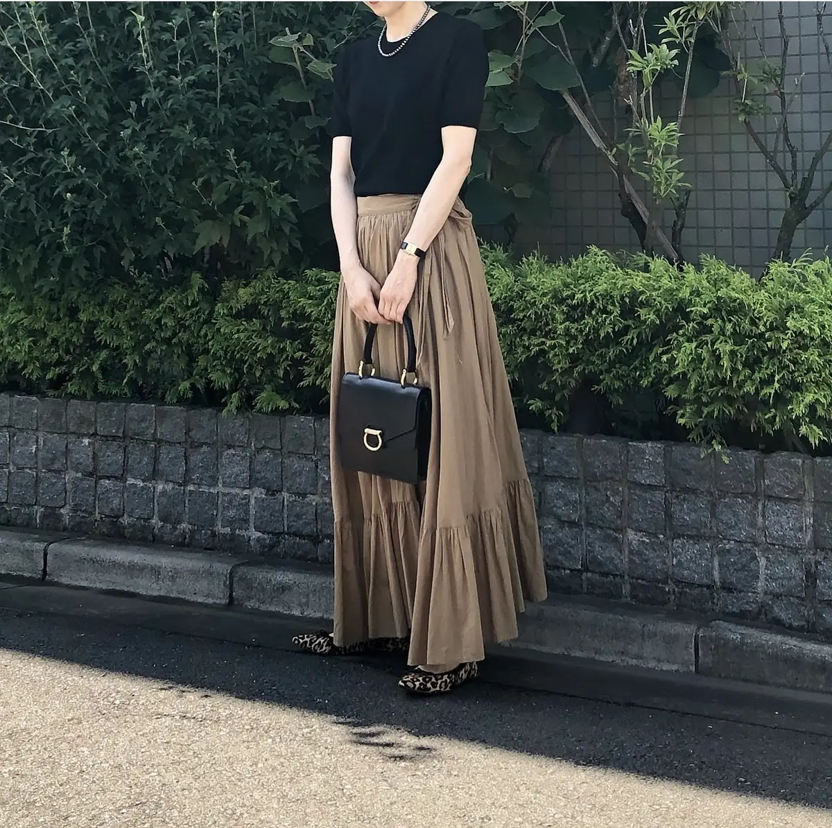 GU黒ニット&黒パールを効かせて❤︎の画像_4