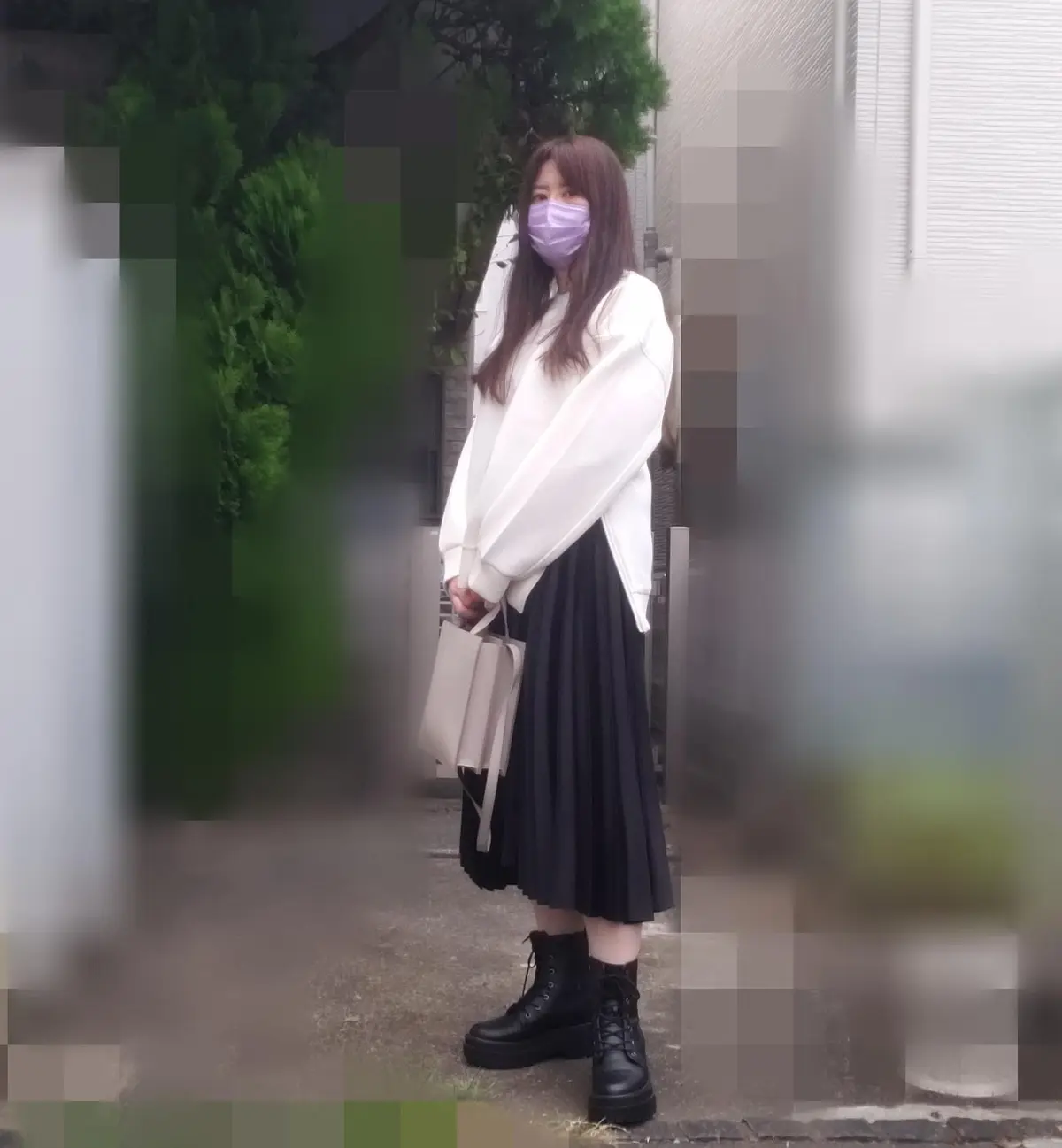  ウルトラストレッチドライスェットプルオーバーとプリーツラップスカート