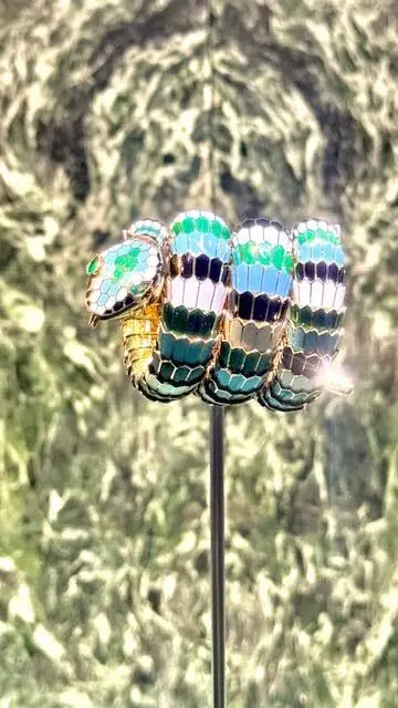 ブルガリ　カレイドス