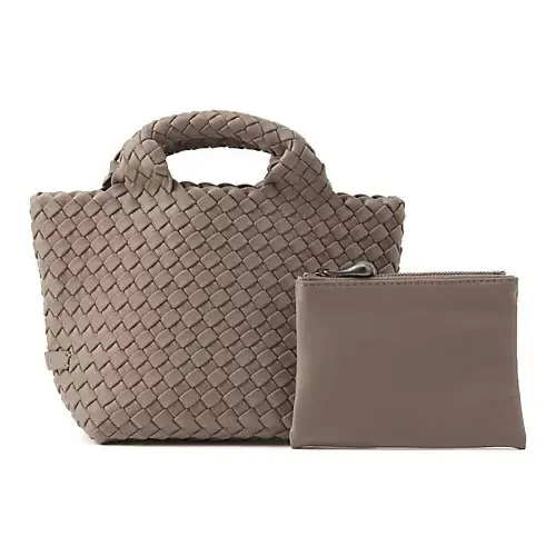 【50代 週末コーデ】長距離移動も快適！の画像_4