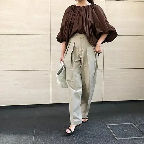 【50代 ファッション】気温25度に何をの画像_1