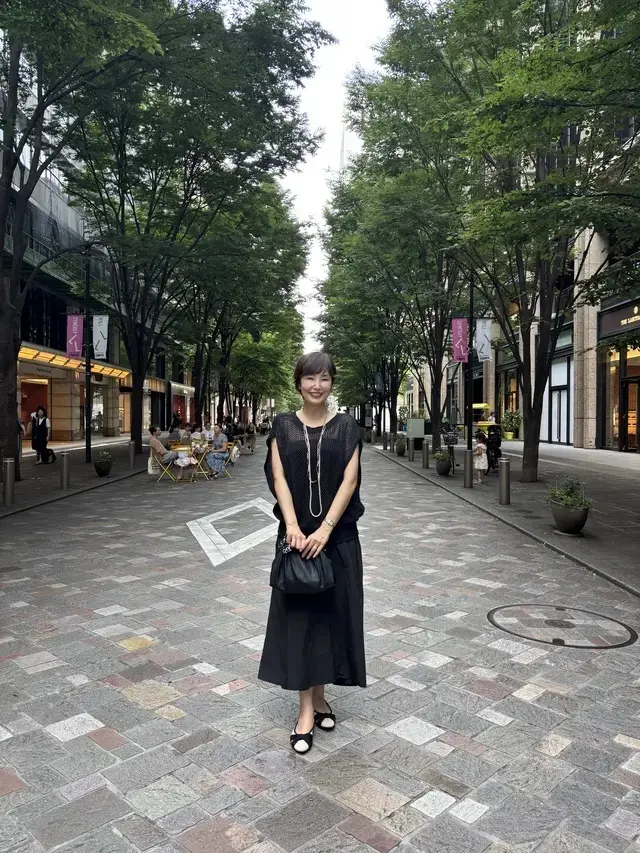 MID'OLブラックコーデ