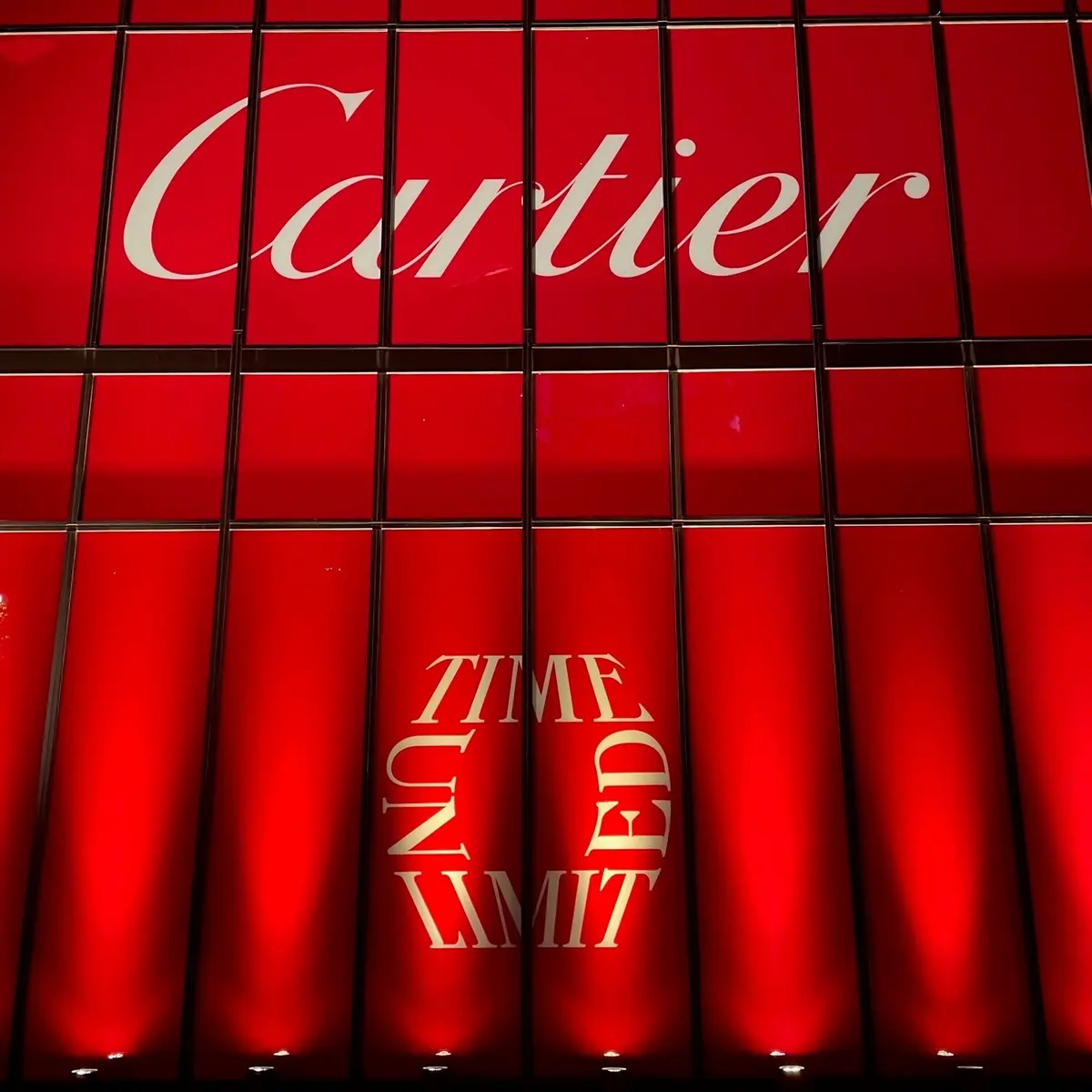 カルティエのイベント「TIME UNLIMITED – カルティエ ウォッチ 時を超える」の会場外観