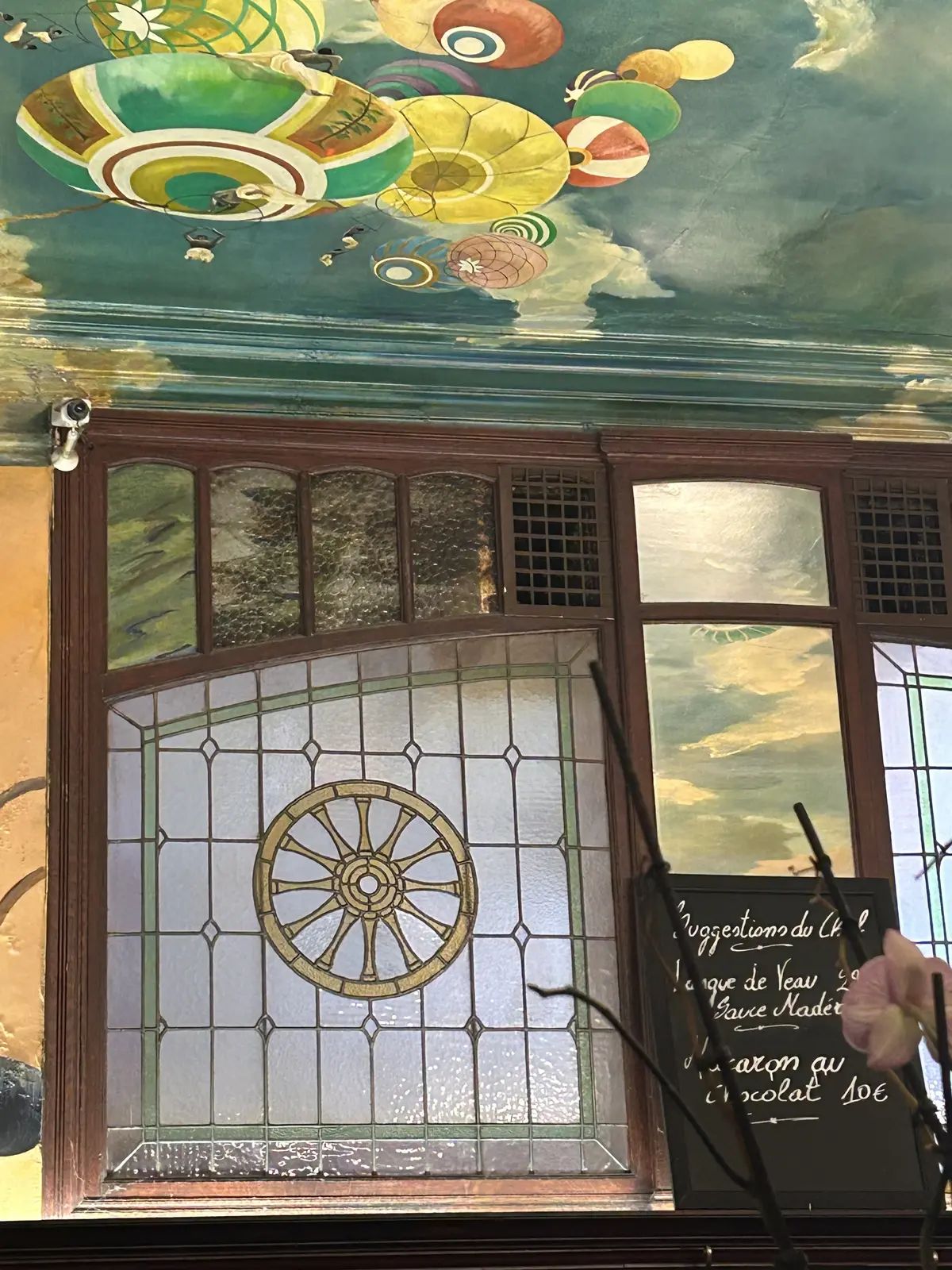 ブリュッセルの名店「La Roue D’or」　夕食　グラス