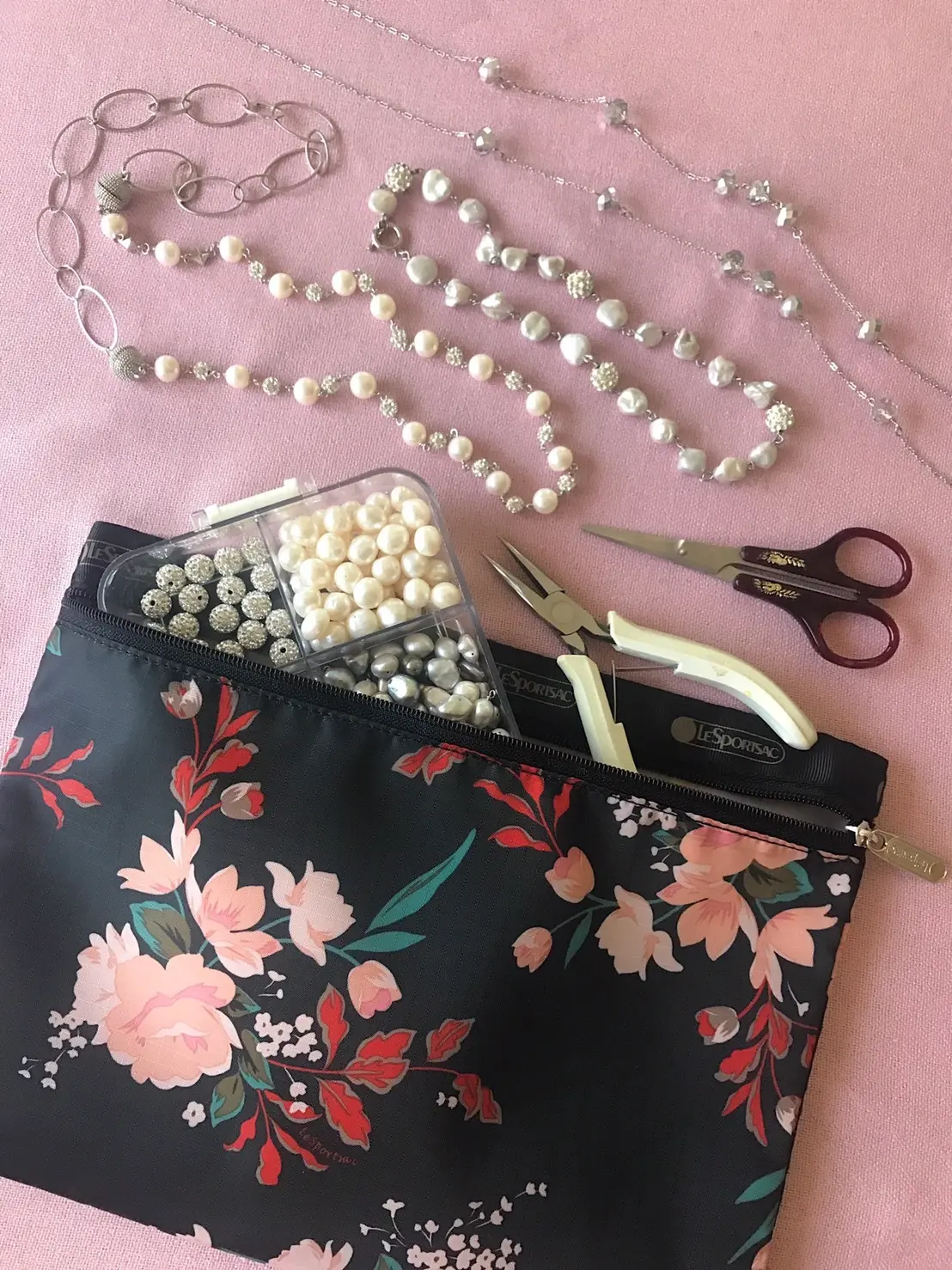 エクラ９月号付録「大人の華ポーチ」の画像_1