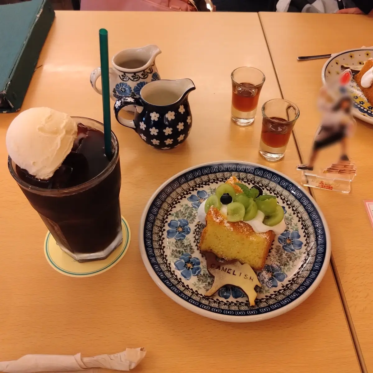 カフェ