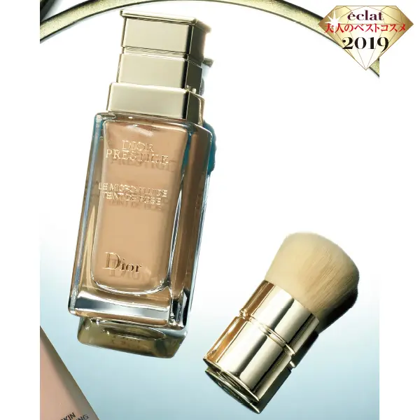 ディオールのプレステージルフルイドタンドゥローズ