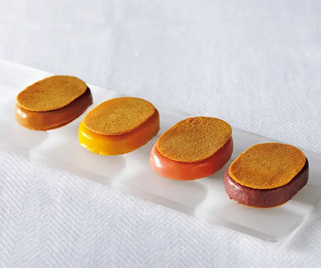 ラス「フォアグラクリスピーサンド4個入」