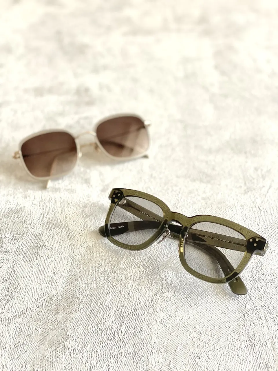 YELLOWS PLUSのサングラス①