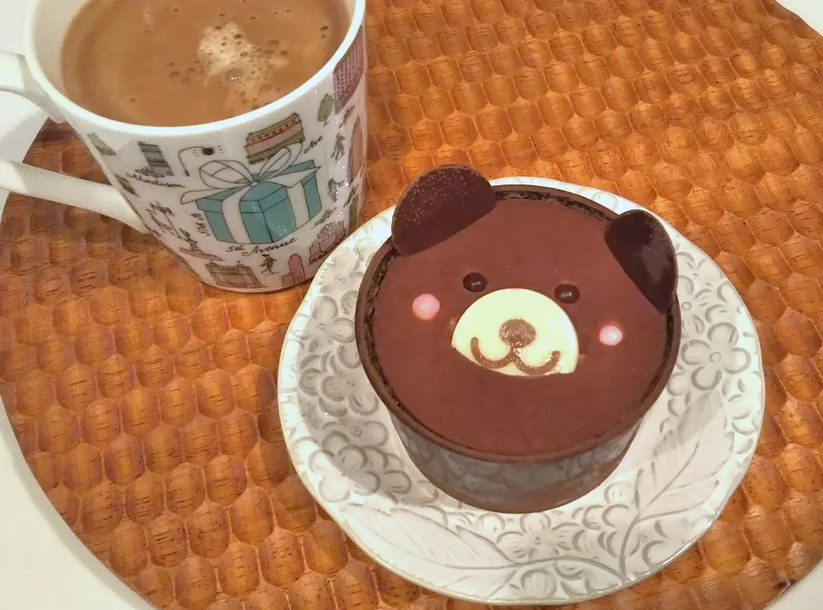 ティファニー　シャトレーゼ　くまケーキ