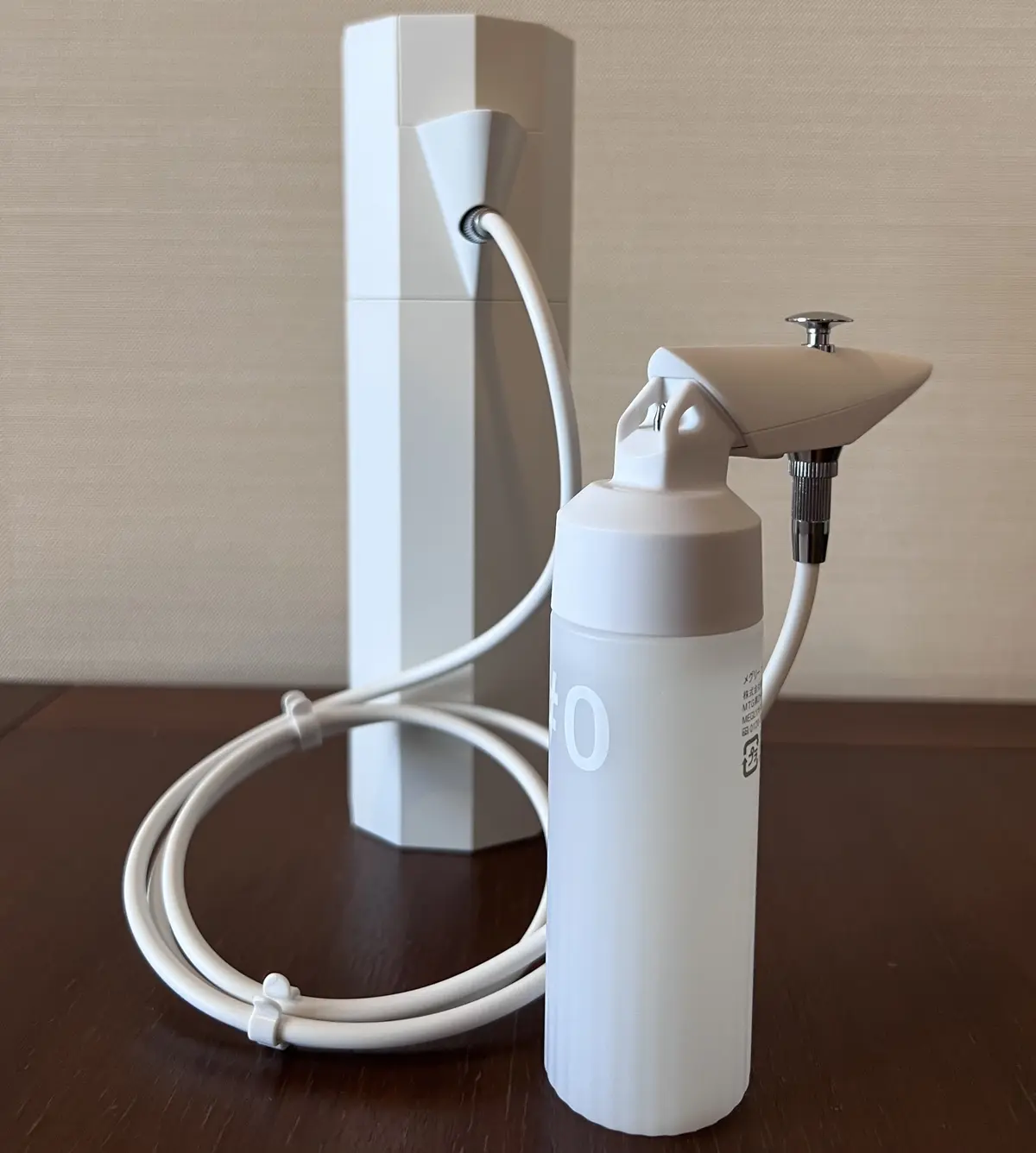 ウルトラ炭酸ミストデバイス　MEGLY