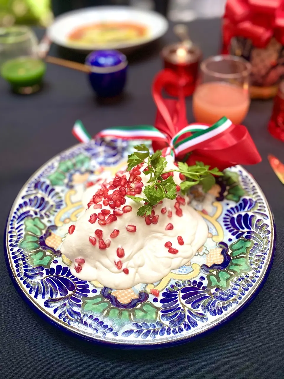 Chiles en Nogada ①