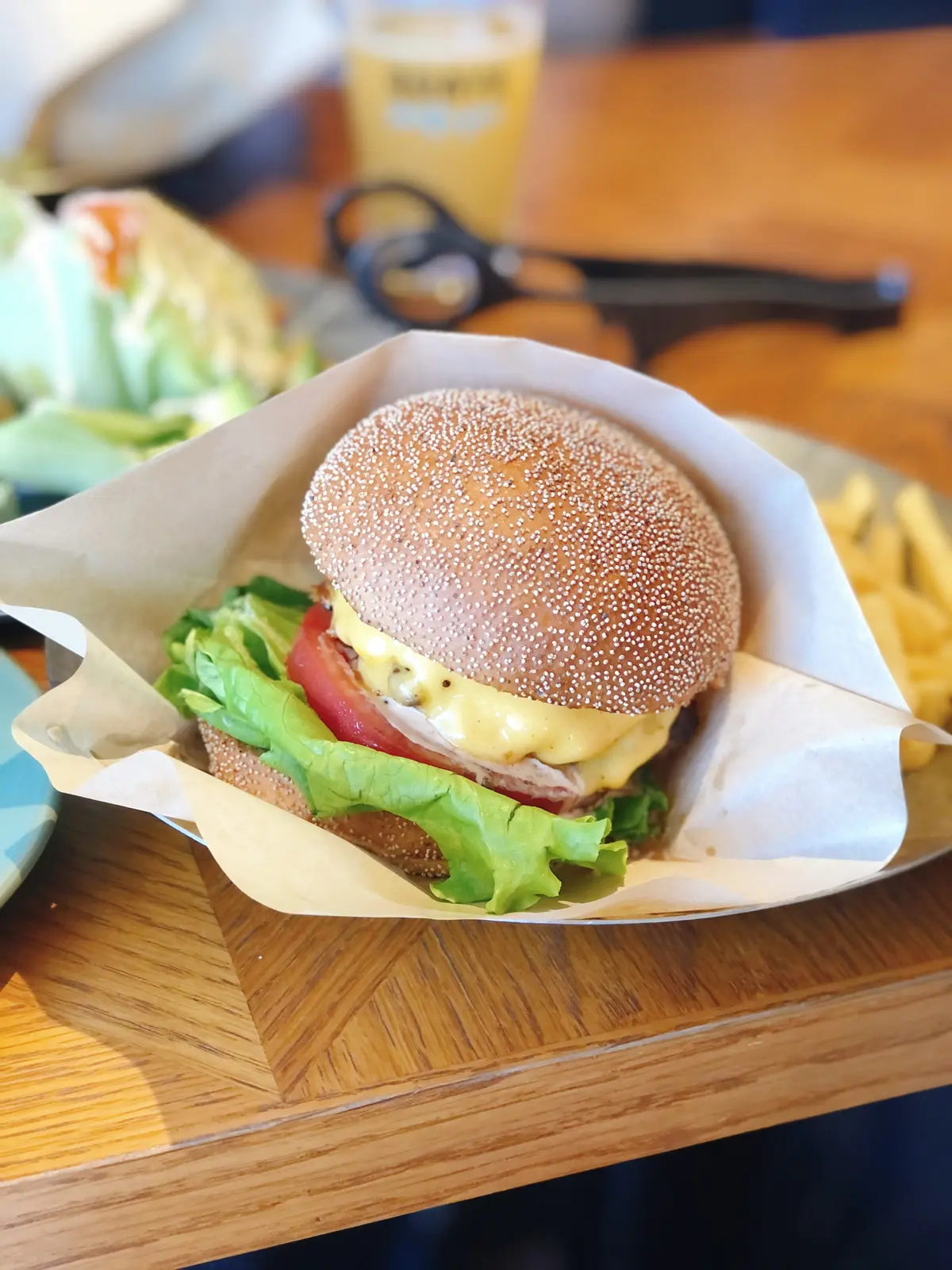 QUAYS pacific grill。キーズ パシフィック グリル。横浜。HAMMER HEAD。ハンマーヘッド。ハンバーガー。