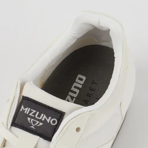 50代に似合うスニーカーと大好評！「マーの画像_4