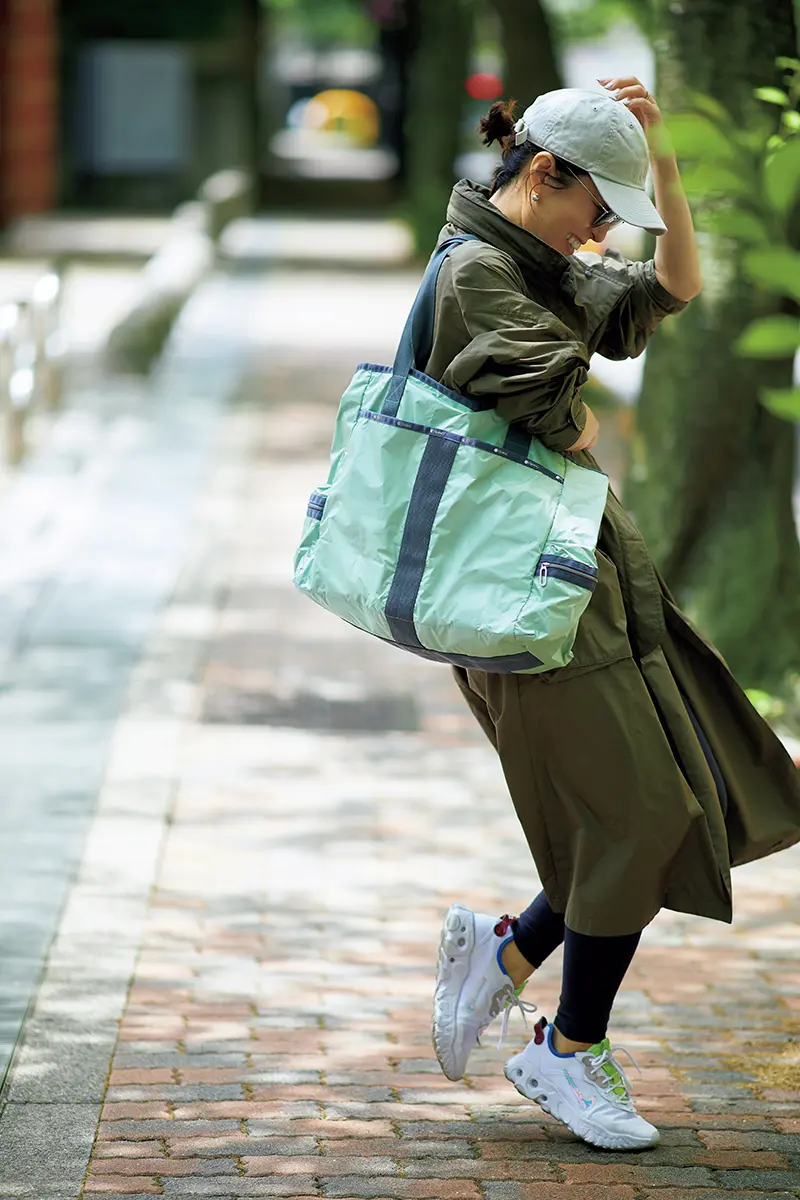 「超軽量で疲れない」と評判　大草直子が愛してやまない「レスポートサック」のエッセンシャル コレクション