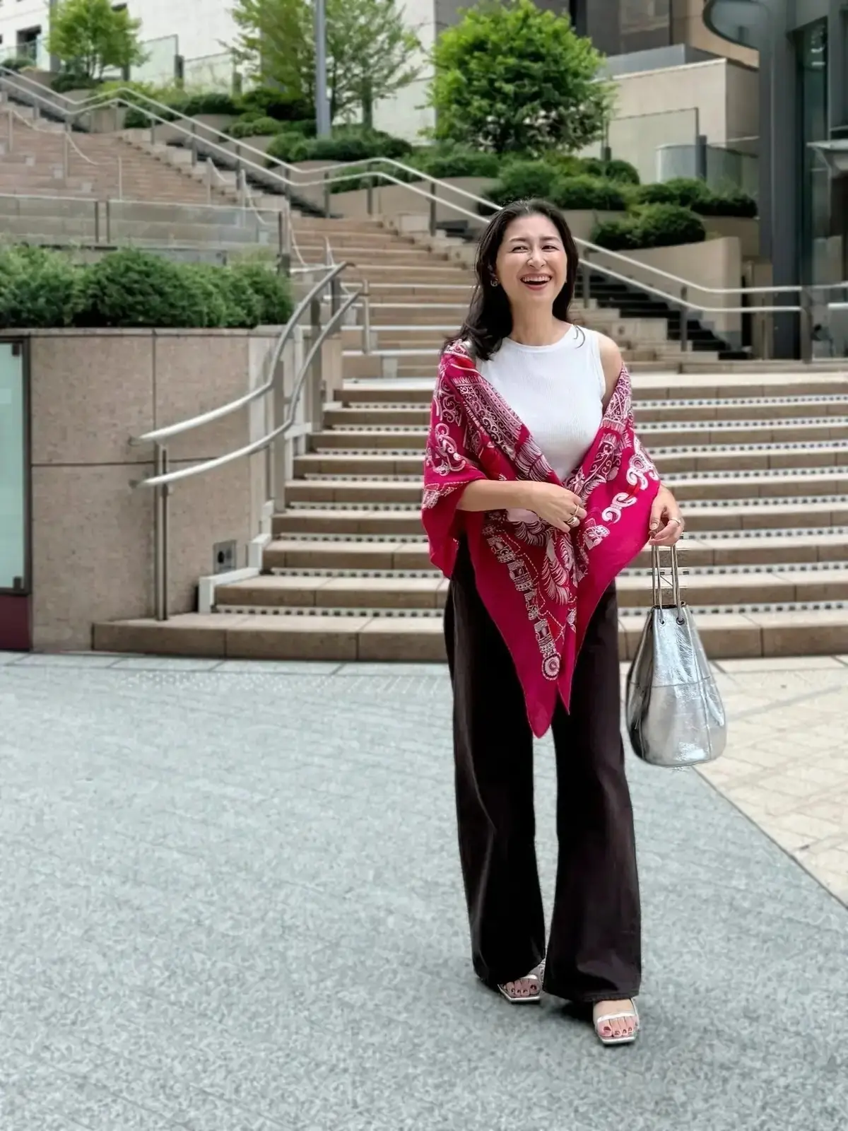 【50代「ユニクロ・GU」コーデ】過酷な夏を快適に！猛暑のおしゃれに役立つインナーやTシャツが大活躍