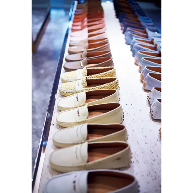 TOD’S GINZA  トッズ 銀座-2