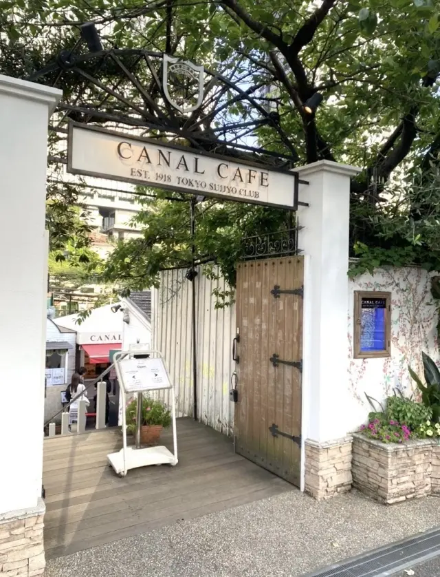 カナルカフェにて、画家 井上文太さんの作の画像_1