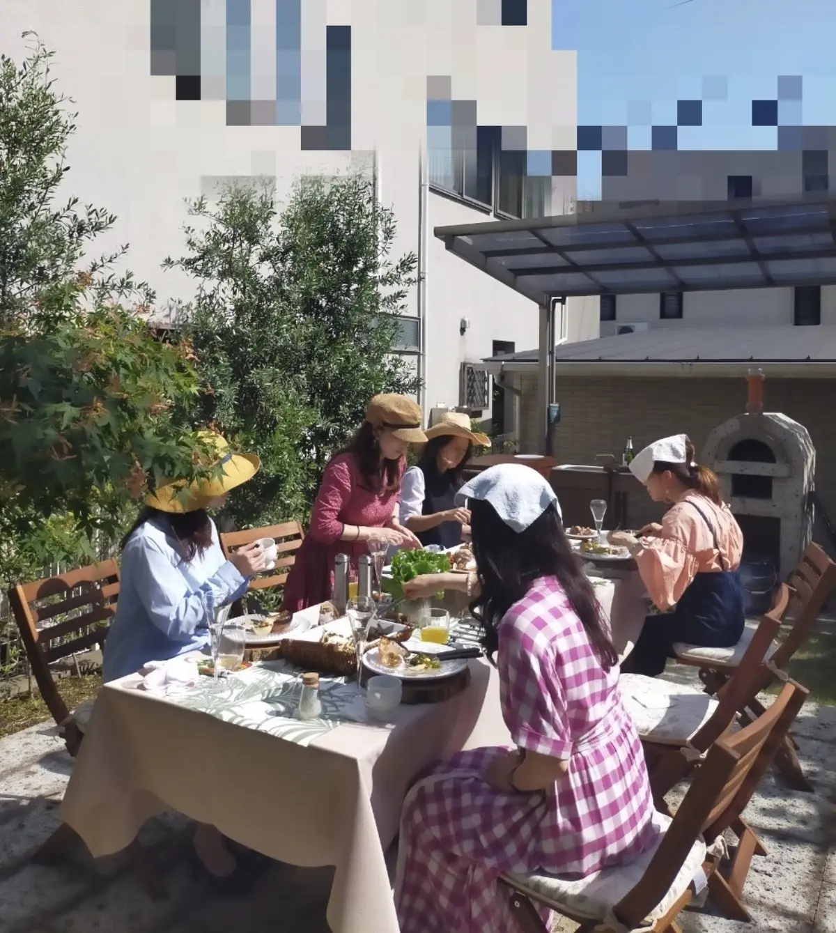 きれい色パフスリーブで石窯ガーデンランチの画像_1
