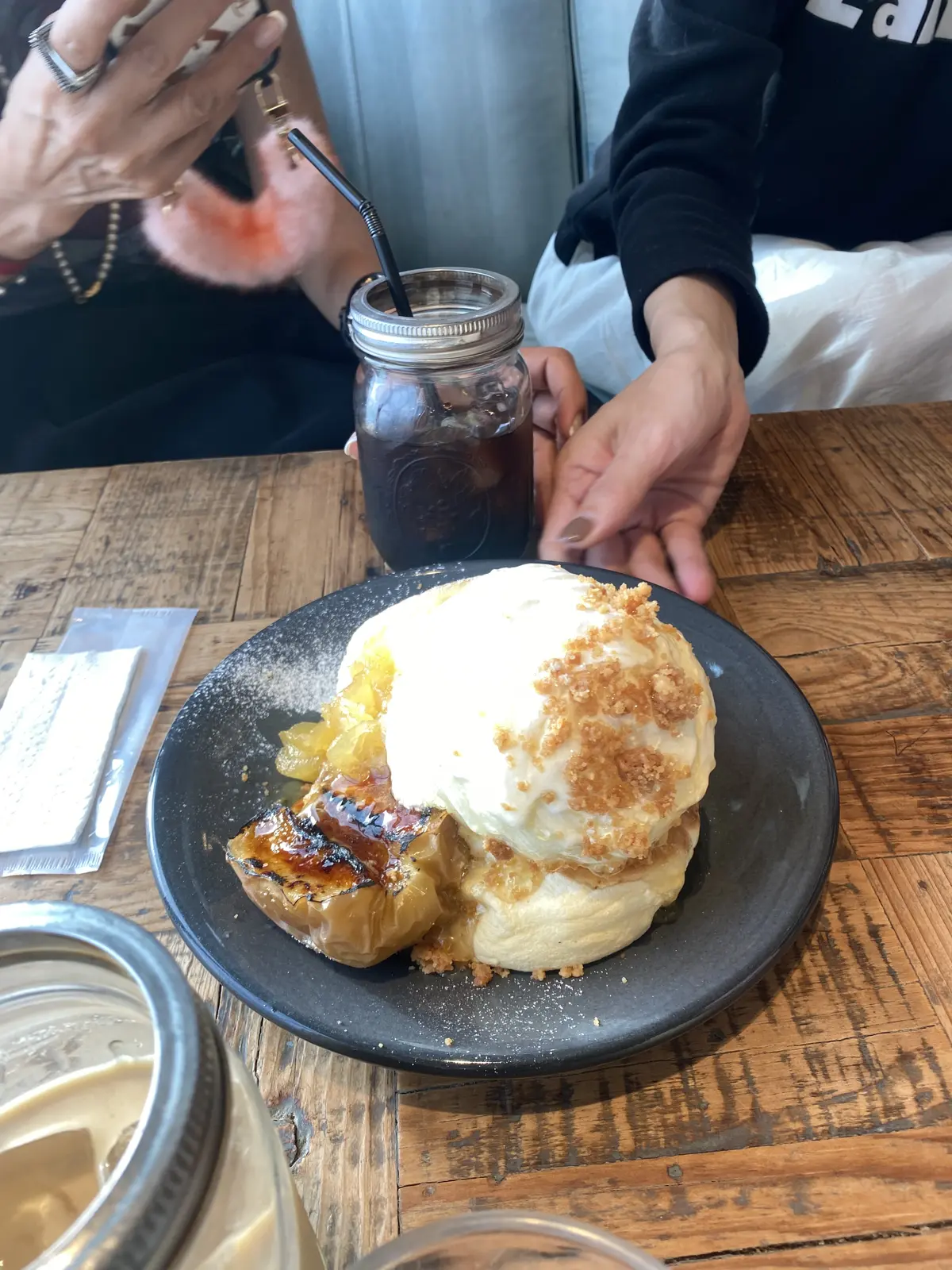 ハーフコートで秋の装いをアップデートの画像_12