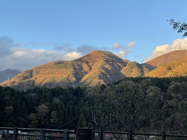 塩原温泉郷から見る山並み