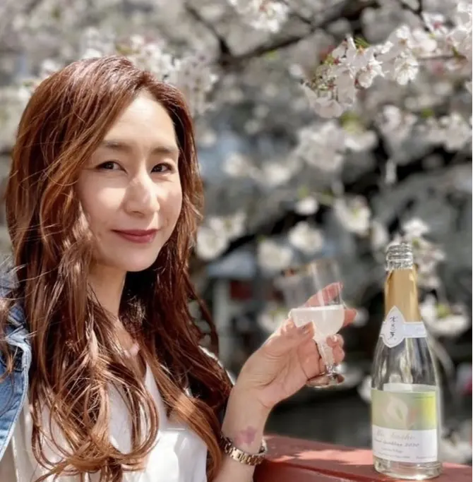 昨年のアーティストシリーズのラベルは片岡鶴太郎さん画