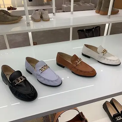 一年中スニーカーのずぼらファッション編集の画像_2