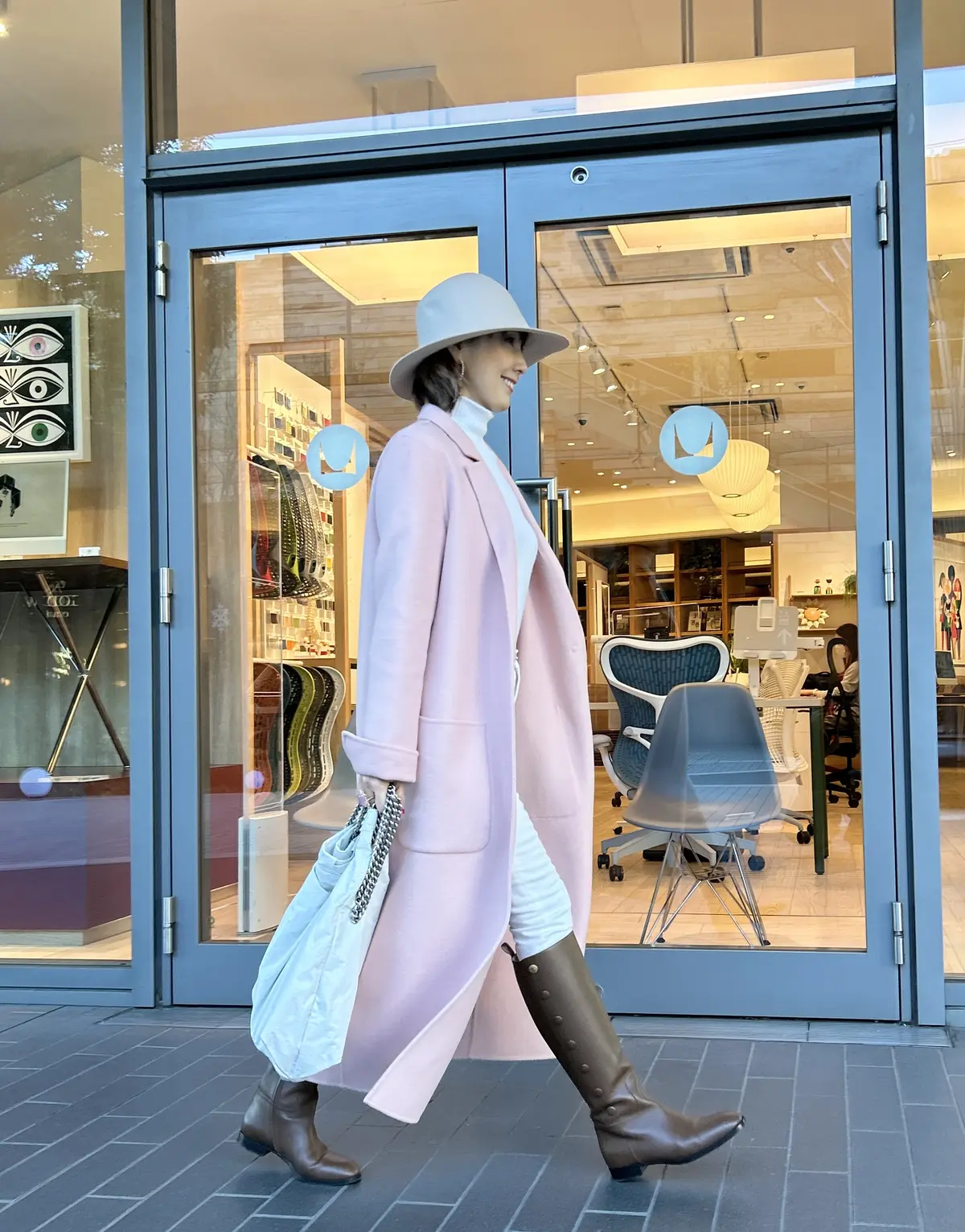 コート　コートコーデ　ピンク　帽子　帽子コーデ