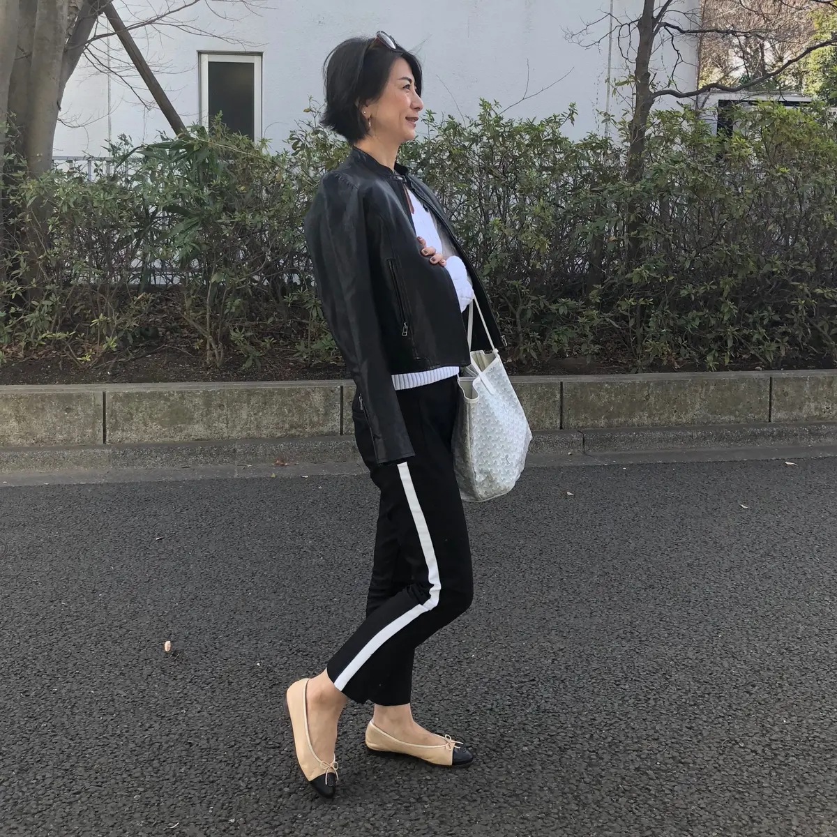 使える！ZARAのサイドラインパンツの画像_3