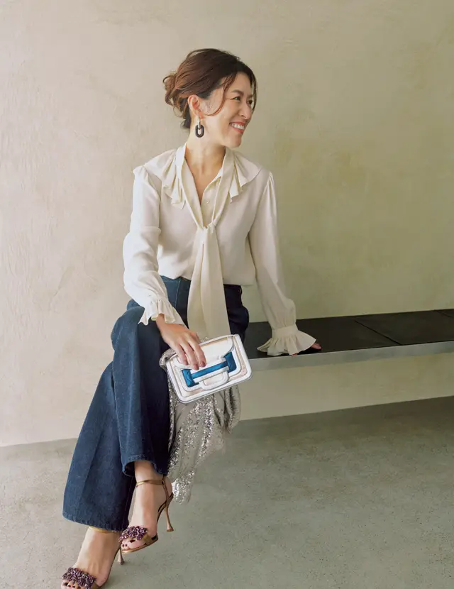 ブラウスとパンツでつくるドレススタイル