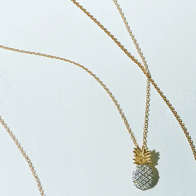 大人かわいいペンダント