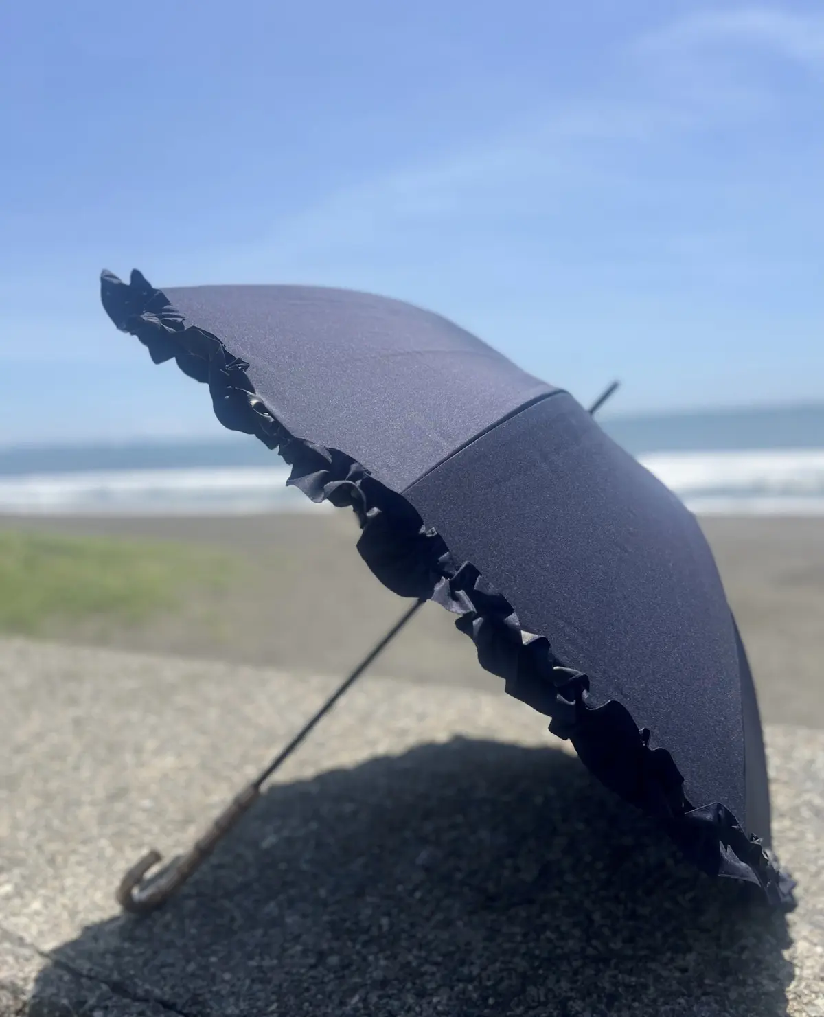 エクラ 華組 水口宜子さん愛用の日傘「サンバリア100」