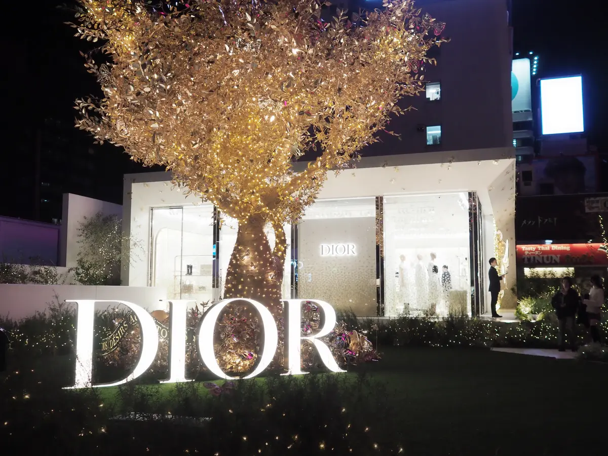 ディオール ホリデー ポップアップ／DIOR HOLIDAY POP-UP」 会期：12月25日（月）まで
