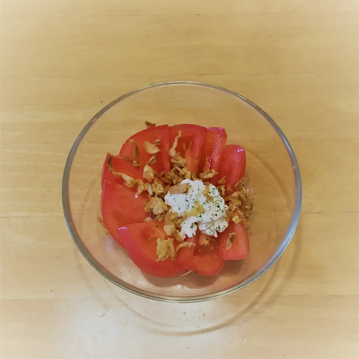 トマトとカッテージチーズのサラダ