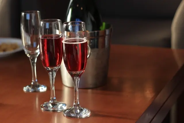 自宅でお酒をたしなむJマダム多し。そのおの画像_3