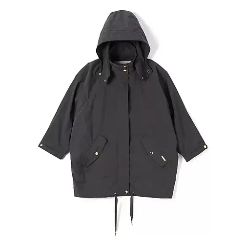 【50代 週末コーデ】上品アノラックで花の画像_4