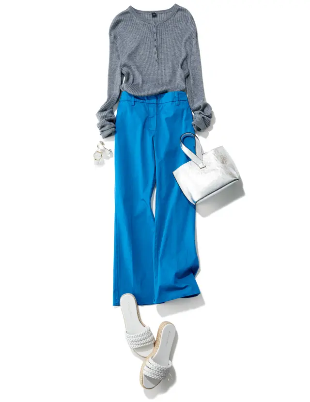 大草直子　シルバーバッグできれい色パンツをなじませて女性らしく