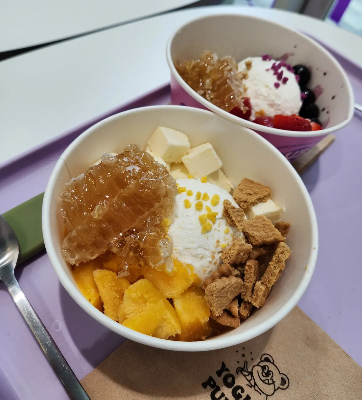 YOGURT PURPLE のギリシャヨーグルト