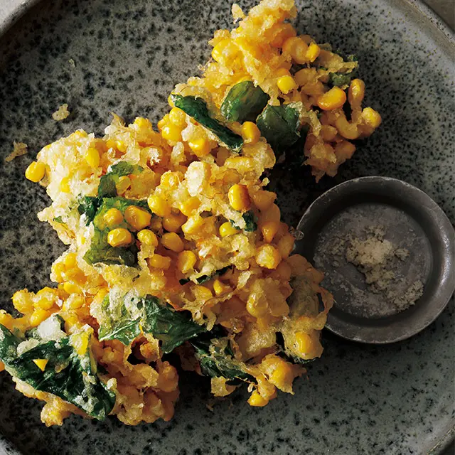 とうもろこしとバジルのひと口かき揚げ