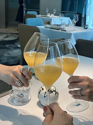 まずはノンアルコールで乾杯