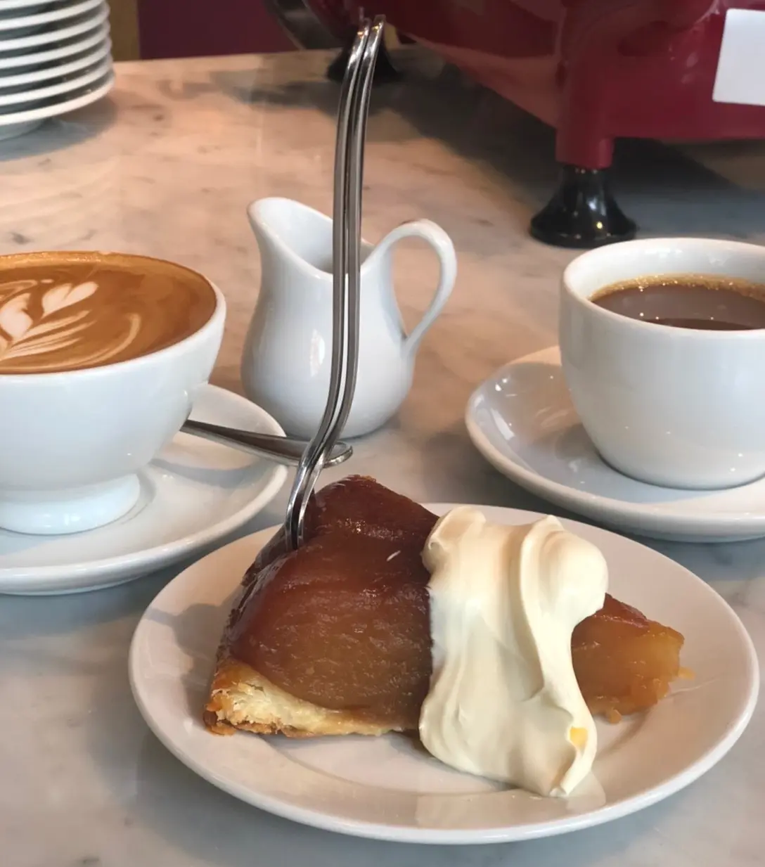 カフェラテ、コーヒー、タルトタタン